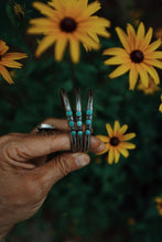 Load image into Gallery viewer, Three Sisters Cuff (5.25”)