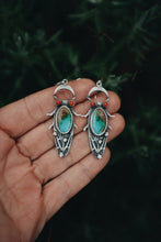 Load image into Gallery viewer, Periodical Cicada Earrings