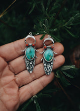 Load image into Gallery viewer, Periodical Cicada Earrings