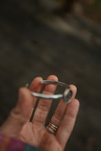Load image into Gallery viewer, Sol Cuff