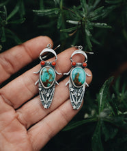 Load image into Gallery viewer, Periodical Cicada Earrings