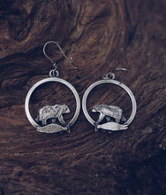 Load image into Gallery viewer, Bear Hoops