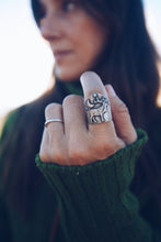 Load image into Gallery viewer, Elk Shield Ring