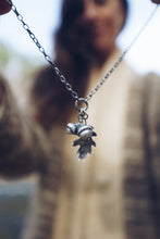 Load image into Gallery viewer, Black Oak Necklace