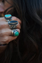 Load image into Gallery viewer, Black Wolf Ring