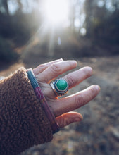 Load image into Gallery viewer, Green and Gold Ring