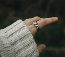 Load image into Gallery viewer, Citrine and Knot Ring