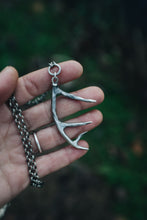 Load image into Gallery viewer, Elk Antler Necklace