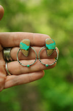 Load image into Gallery viewer, Pretty As Can Be Earrings