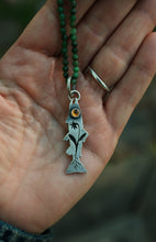 Load image into Gallery viewer, Trout Lily and Chrysoprase Reversible Necklace
