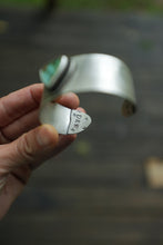 Load image into Gallery viewer, Elegant Variscite Cuff