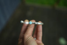 Load image into Gallery viewer, Risers Cuff