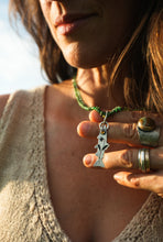 Load image into Gallery viewer, Trout Lily and Chrysoprase Reversible Necklace
