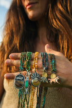 Load image into Gallery viewer, The Fox Necklace
