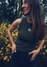 Load image into Gallery viewer, Monarch Necklace