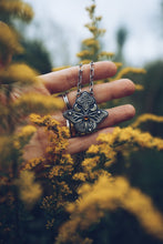 Load image into Gallery viewer, Monarch Necklace
