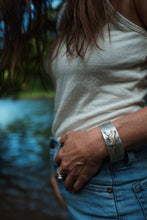 Load image into Gallery viewer, Foxy the Cuff