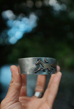 Load image into Gallery viewer, Foxy the Cuff