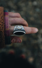 Load image into Gallery viewer, Black Wolf Ring