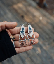 Load image into Gallery viewer, Bird&#39;s Eye View earrings