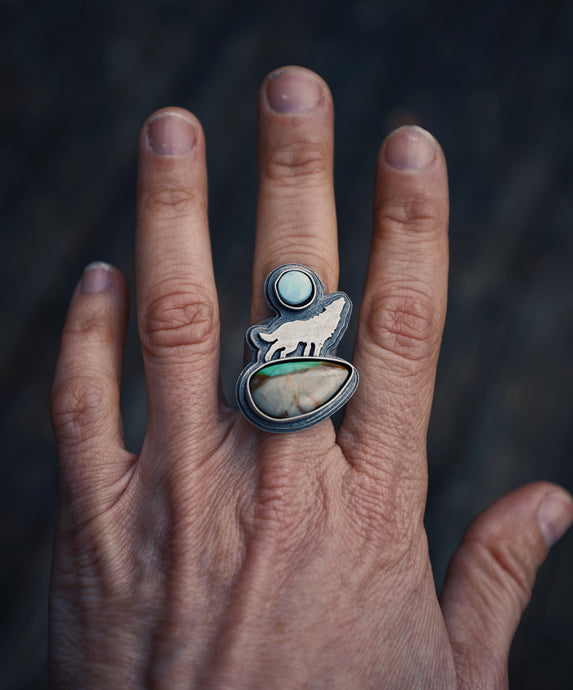 Water Wolf Ring