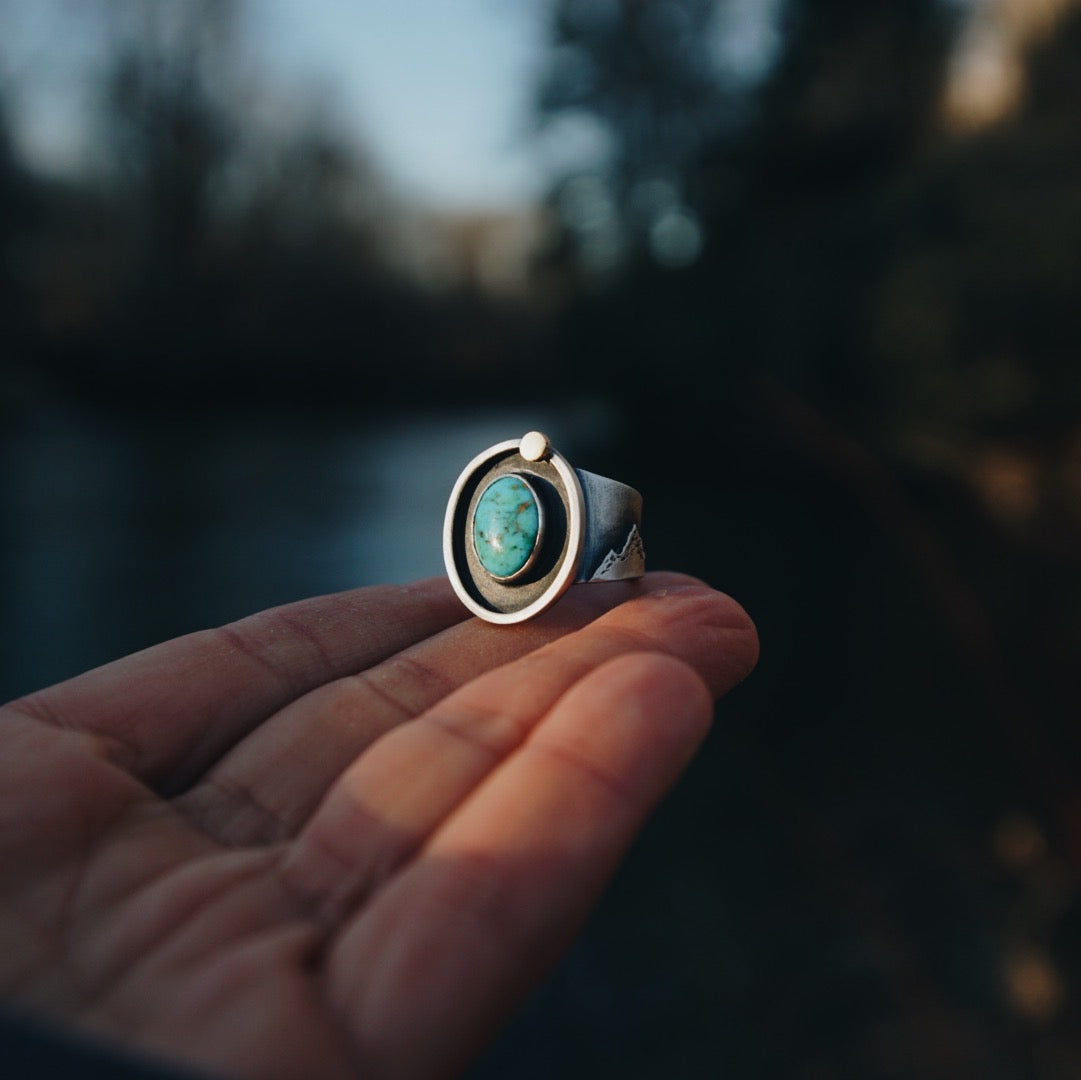 A Minute Past Midnight Ring