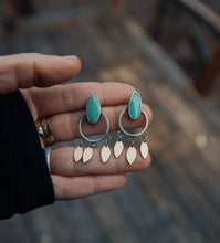 Load image into Gallery viewer, Spring Rain Earrings