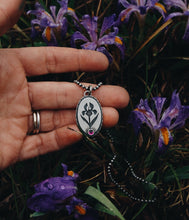 Load image into Gallery viewer, Mother Iris Pendant