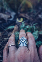 Load image into Gallery viewer, Trout Lily Ring size 6.5